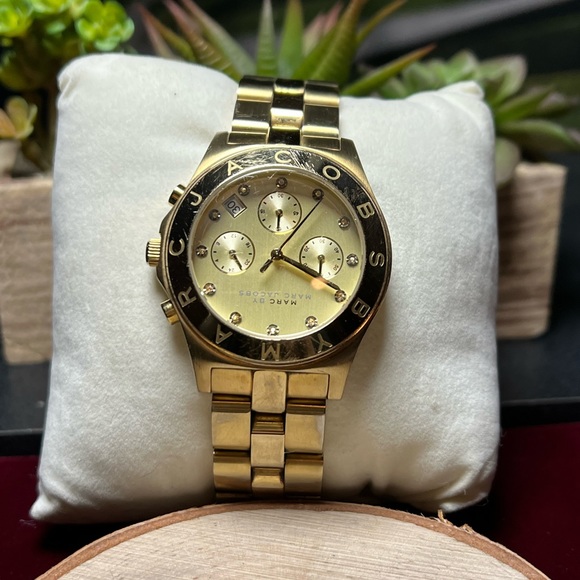 MARC by Marc Jacobs Watch ✨ - Picture 2 of 10